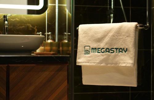 Hai Phong Apartment | Chic Boho 3BR Retreat Lakefront View