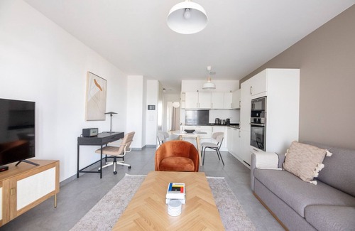 Cessange Apartment | Chic Cessange Studio w/Balcony & Elevator, nr bus station, by Blueground