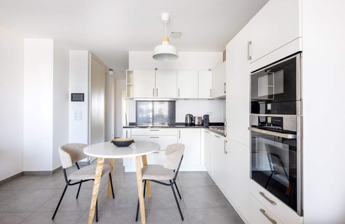 Cessange Apartment | Chic Cessange Studio w/Balcony & Elevator, nr bus station, by Blueground