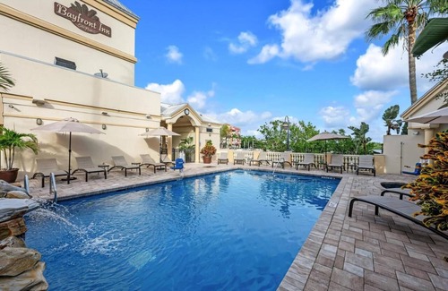 Redevelopment Area House | Chic Coastal Getaway: Close to Naples Beach! 2 Accommodations w/Pool Access!
