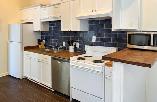 Thunderbolt House | Chic duplex in a great location with firepit, smart TV, & W/D