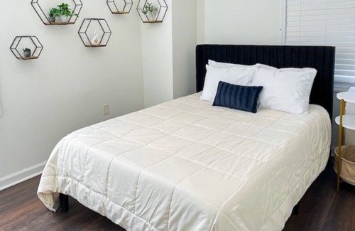 Thunderbolt House | Chic duplex in a great location with firepit, smart TV, & W/D