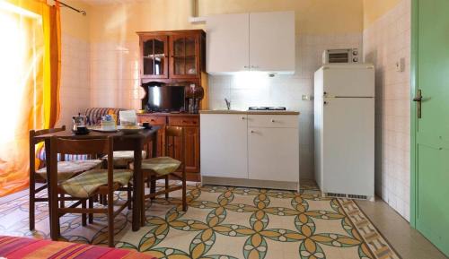 Castelbuono Apartment | Chic studio with mountain view in Castelbuono 18 m² + Balcony