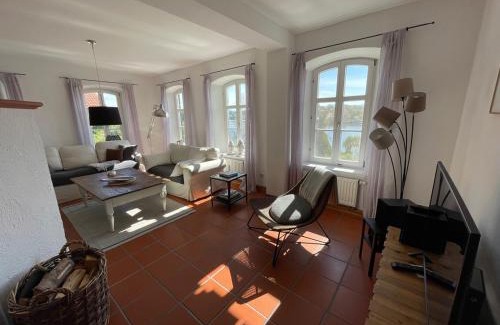 Seeon-Seebruck Apartment | Chiemgau, Seeblick, Haus am Weinberg, 83370 Seeon Oberbayern