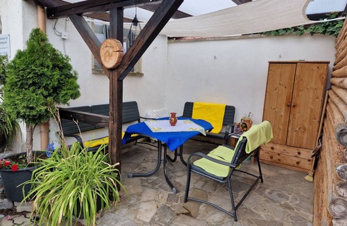 Grettstadt Apartment | Child-friendly vacation apartment with a family atmosphere