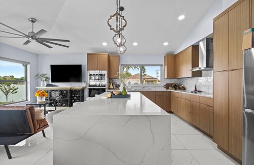 Pelican House | Chiquita's Sunset, a modern escape in Cape Coral