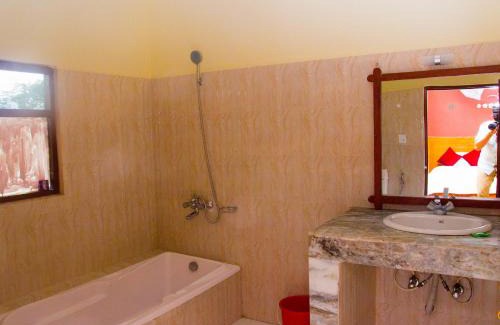 Sauraha Resort | Chitwan Forest Resort , Chitwan National Park