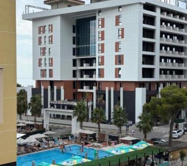 Shengjin Apartment | Chloe Beach Apartment 1