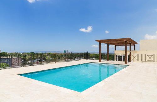 Barbican Apartment | Choose To Be Happy at Twenty 2A with Pool