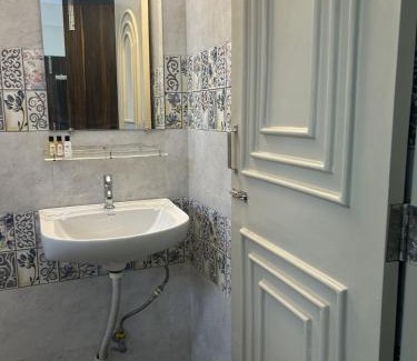 New Town House | Chopson's Parc - Bed & Breakfast