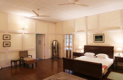 Dibrugarh Hotel | Chowkidinghee Heritage Tea Bungalow