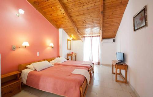 Argassi Hotel | Chryssa Studios