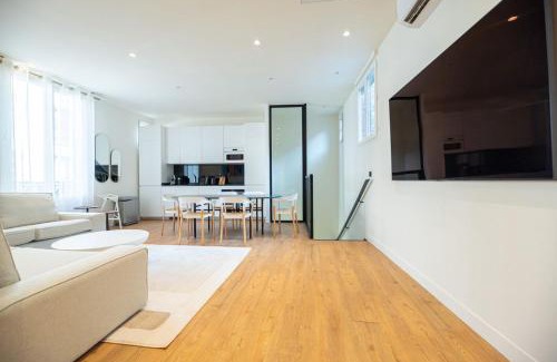 Clichy Apartment | CIA - Chic Flat with AC few steps from Paris