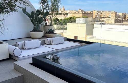 Birgu Apartment | Cité Privée Kalkara - Grand Harbour Views with Swiss Managed Hotel Service