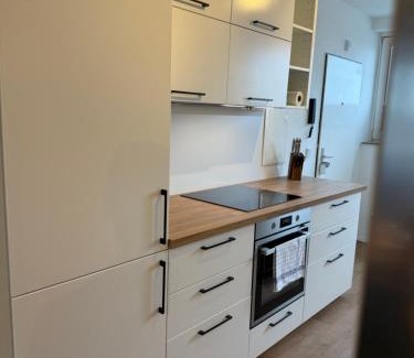 Nordstadt Apartment | City-Balkon 2 SZ, 2 Bad, 6 Gäste