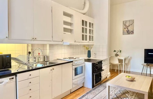 Centrum Apartment | City Center 2BR Apt - Perfect for Workers & family