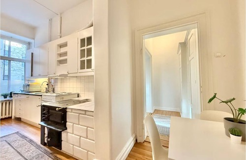 Centrum Apartment | City Center 2BR Apt - Perfect for Workers & family