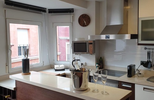 San Anton Apartment | City Center close to Rambla
