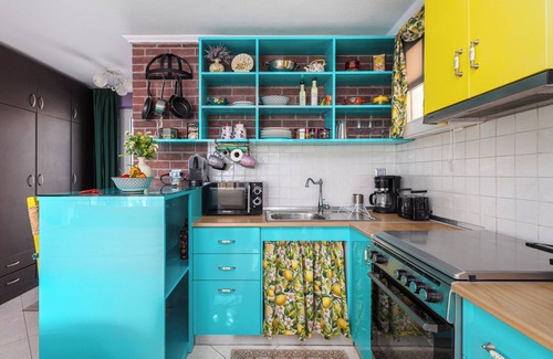 Sykies Apartment | City's Balcony with the best city view, Friends-inspired design, and parking