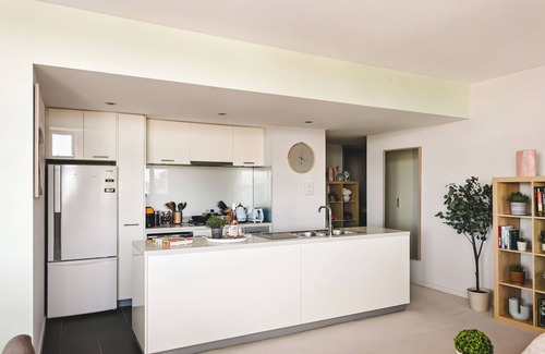Perth Apartment | City Views | Beaufort St | Large | Multiple Beds