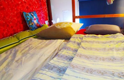 Nordend-Ost House | CityCentre room for 1 female persons - alternative plus 1 child