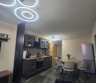 Ludus Apartment | CityVibe Apartament