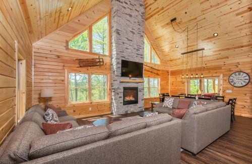 McHenry House | CJs Mountain Lodge