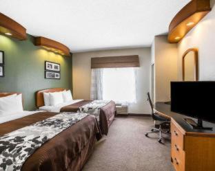 Albemarle Hotel | Clarion Pointe Albemarle