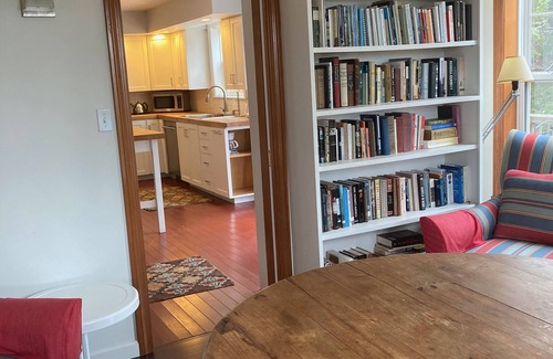Manset House | Classic maritime views, Off the Road. Close to town.