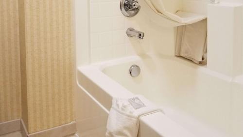 Clatskanie Hotel | Clatskanie River Inn