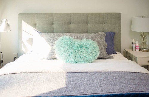 Courtenay Bed & Breakfast | Clean & cozy guest suite in the heart of Courtenay