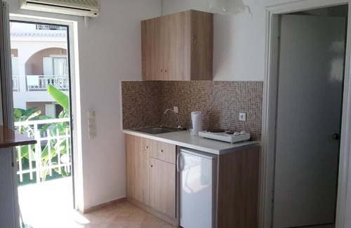 Amoudi Hotel | CLEAR HORIZON