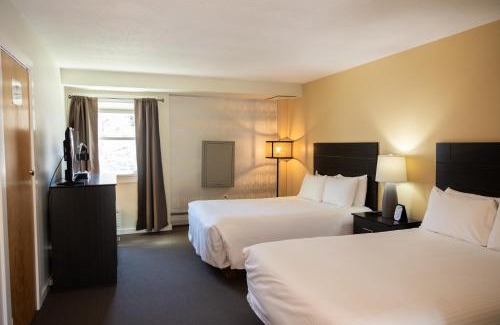 Pittsfield Hotel | Clear River Inn and Tavern