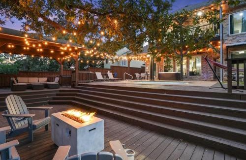 Lewisville House | Clearview Castle - Pool* Jacuzzi Lake View