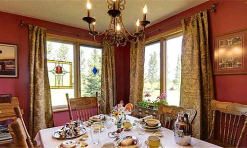 Clearview Bed & Breakfast | Clearview Station & Caboose B&B