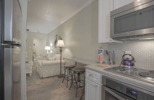 Clearwater Beach Condo | Clearwater Beach Suites #105