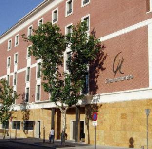 Barajas Hotel | Clement Barajas