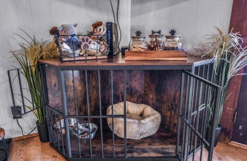 Townsend House | Cliff Haven cabin