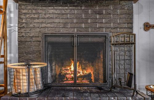 Townsend House | Cliff Haven cabin