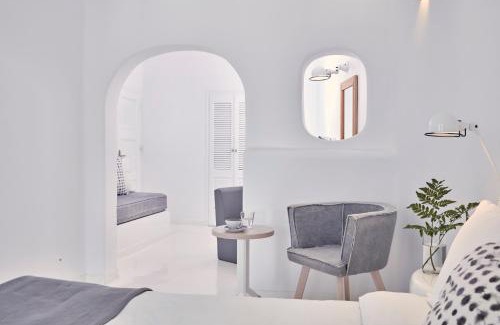 Firostefani Hotel | Cliff Side Suites