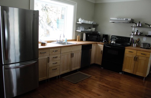 Downtown St. John's Cottage | Cliffside Cottage With Ocean, Harbour, City And Cliffside Views