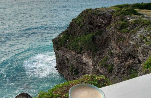 Ocean City House | Cliffside house with stunning sea view w/private pool 10 min walk to the beach!