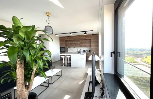 Gasperich Apartment | Cloche dOr - Breathtaking view Apartment 1 Bedroom with Spa, Pool, Gym, Parking