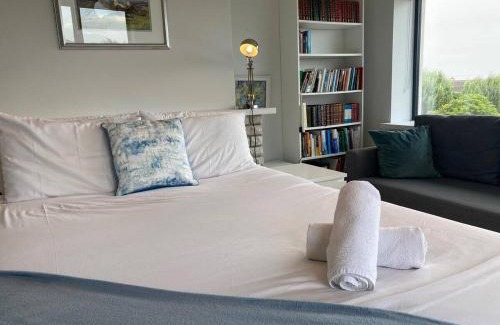 Dunquin House | Clogher Beach View - Scenic