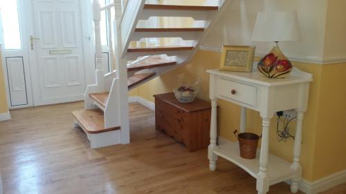 Corrandulla House | Cloonboo Lodge With Tours Sleeps 12