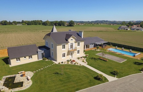 Uzan House | Clos Irilias - Gîte D'exception Avec vue sur les Pyrénées