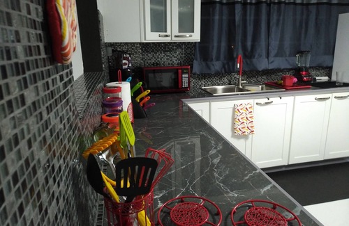 St. Anns Apartment | Close to Carnival & POS activities! Secure 1 bdr apt, mins from Port of Spain