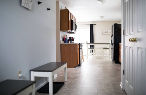 Thayerville Cottage | Close to everything DCL, fun for the whole family