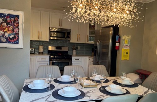 Hermosa Village Condo | CLOSEST WALK TO DISNEY - POOLS & SPA.