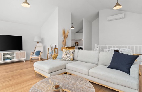 Apollo Bay House | Cloud Nine - Central Apollo Bay location, walk everywhere